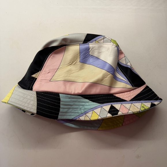 Emilio Pucci Pastel Patchwork Bucket Hat - Picture 2 of 6